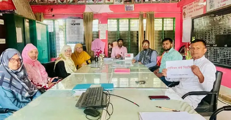 প্রত্যয়ন ছাড়া প্রাথমিক শিক্ষকরা বেতন পাবেন না